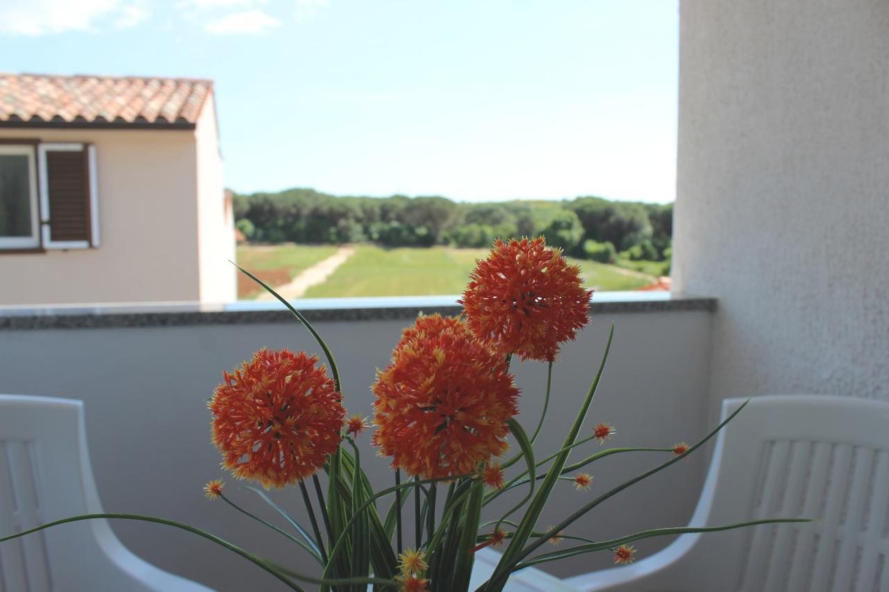 Apartment Maja Štinjan Екстериор снимка