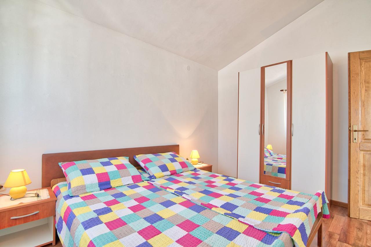 Apartment Maja Štinjan Екстериор снимка