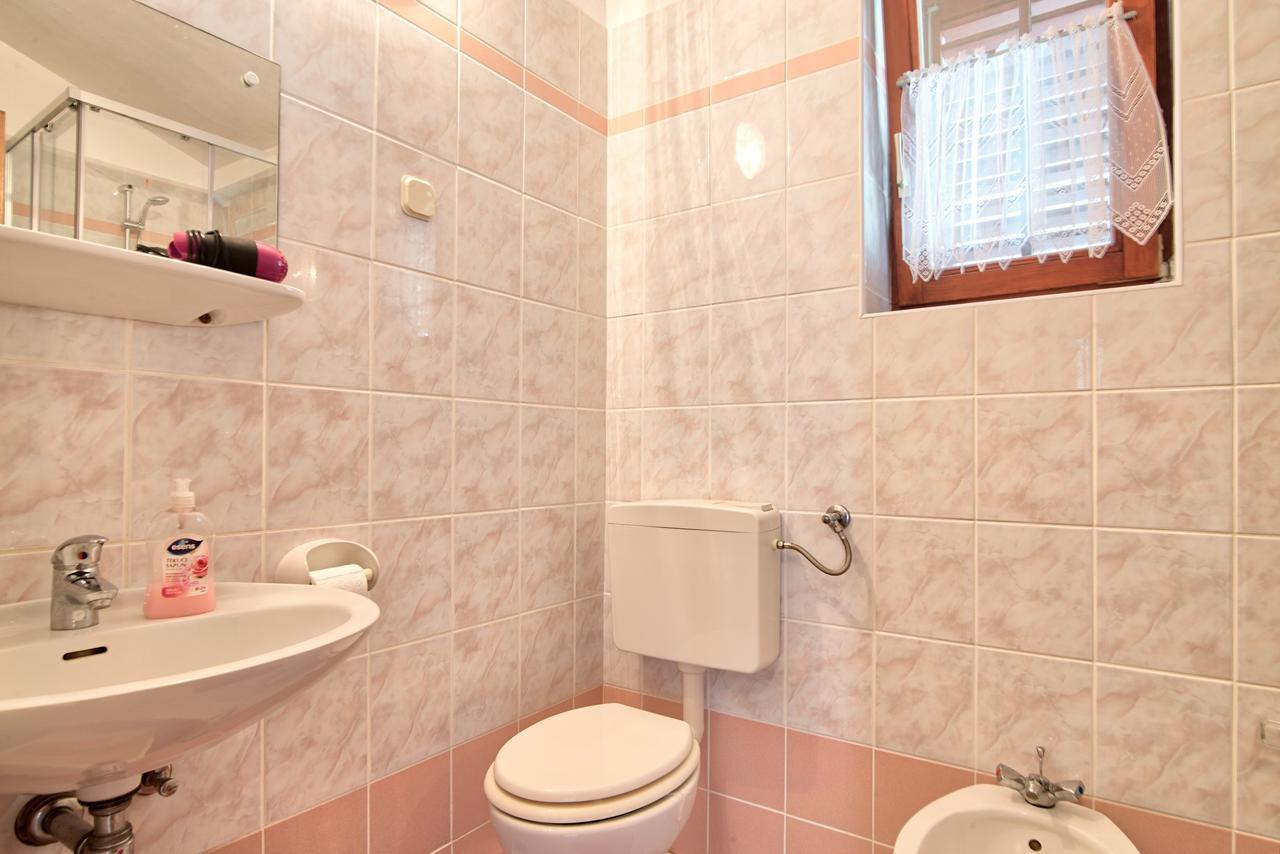 Apartment Maja Štinjan Екстериор снимка