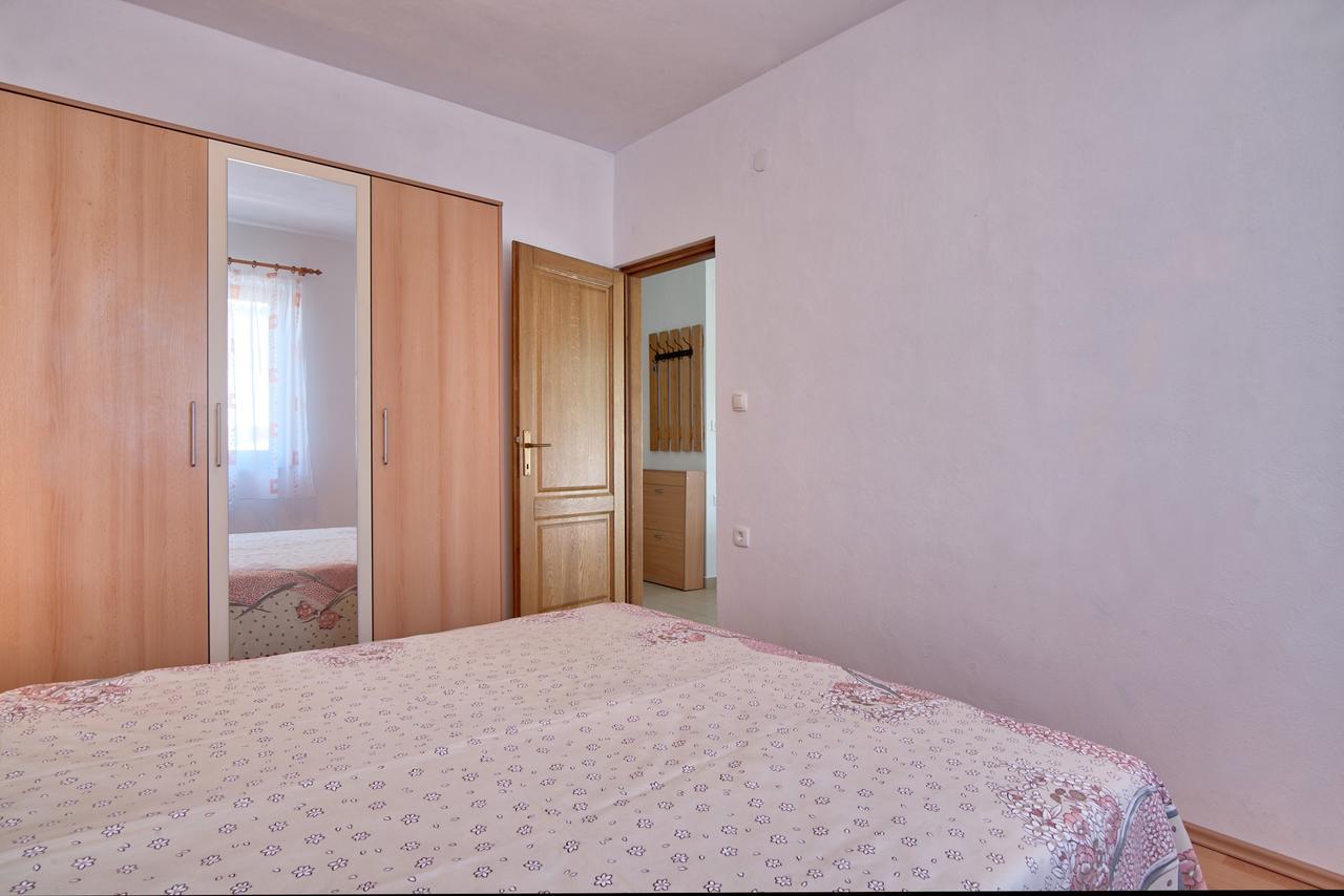 Apartment Maja Štinjan Екстериор снимка